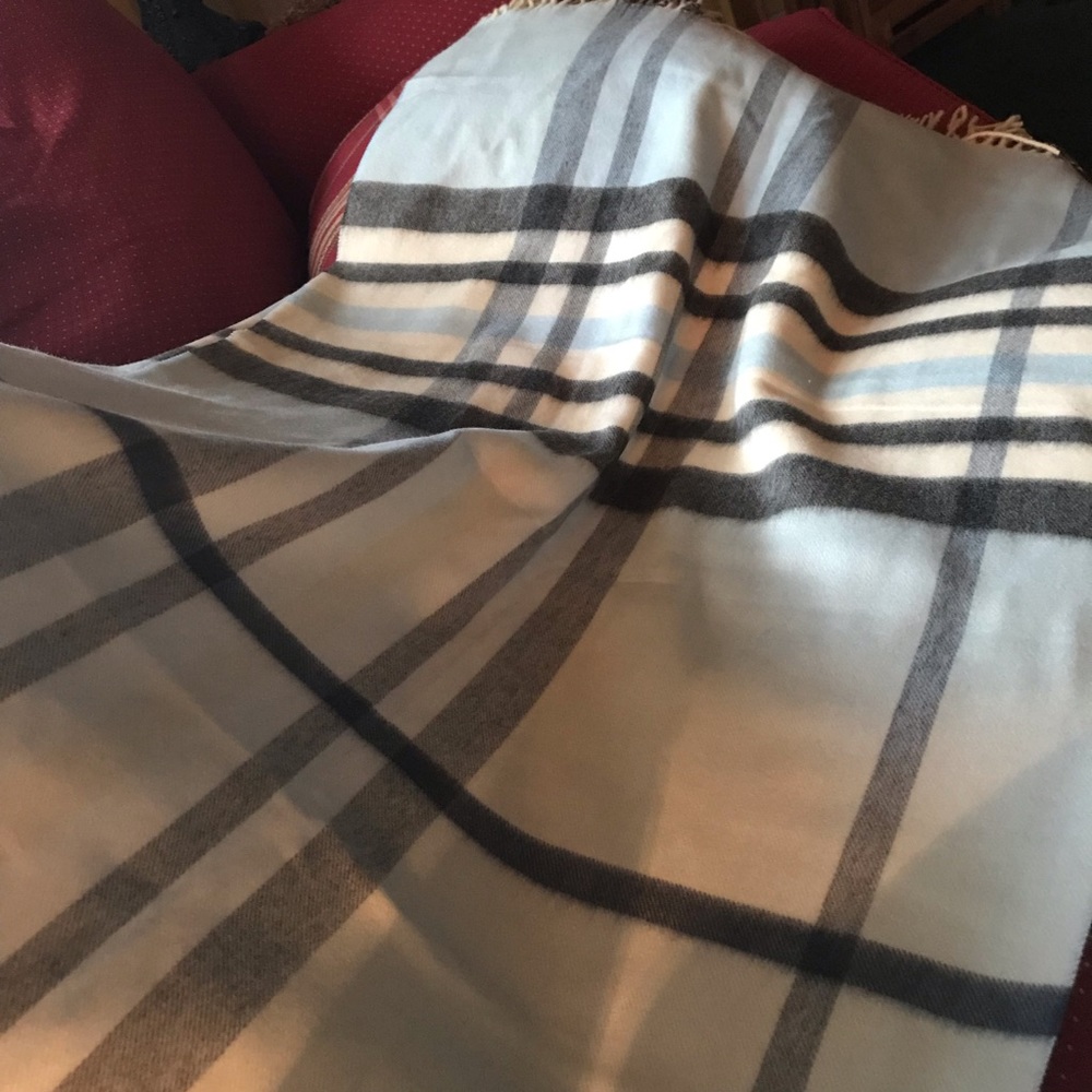 Cashmink Oversized Check Scarf❄️